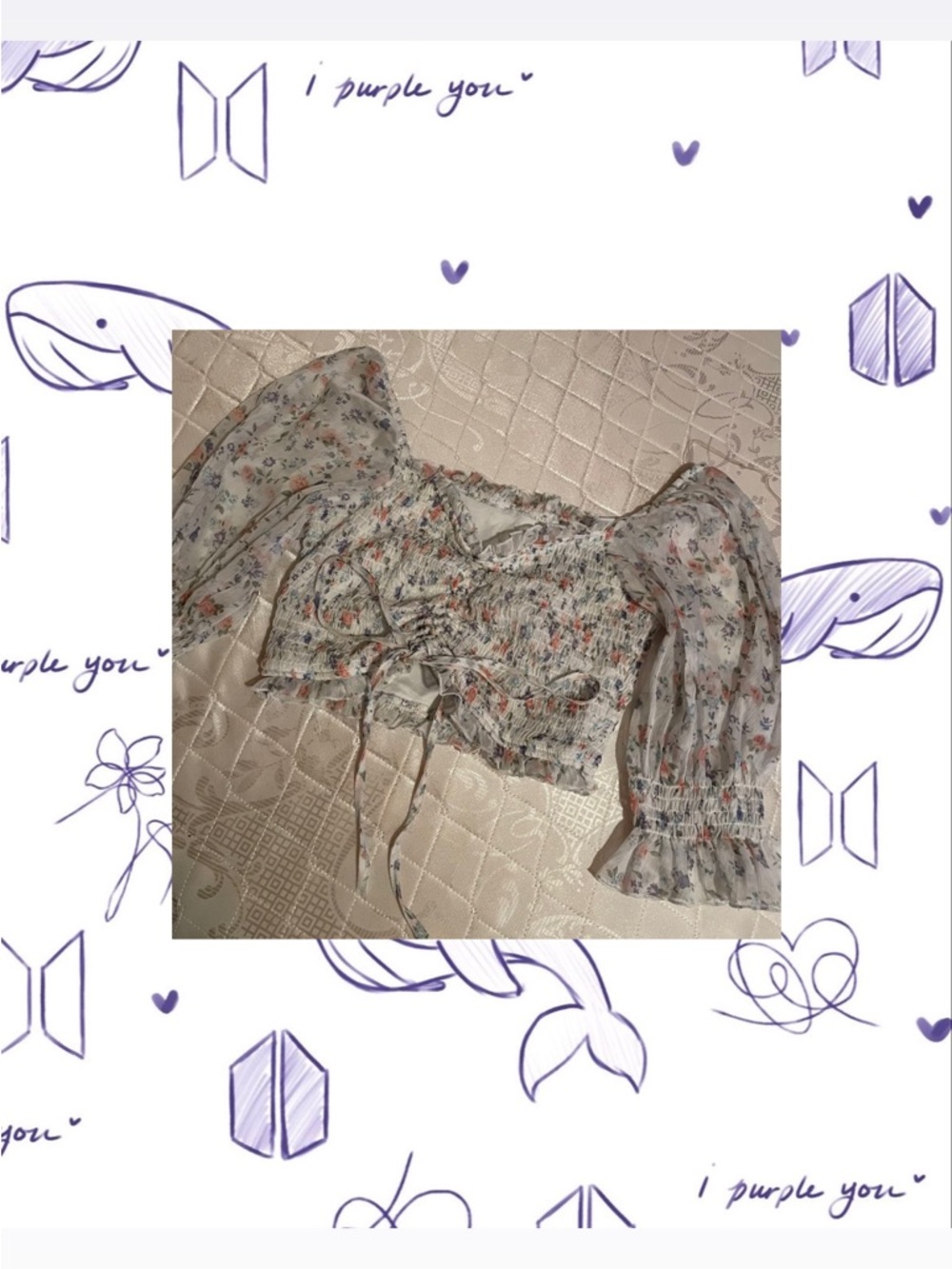 Floral elbow-length sleeved Smocked Crop Top with Puff Sleeves - off-white/mint